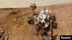 Автопортрет Curiosity. Selfie года.